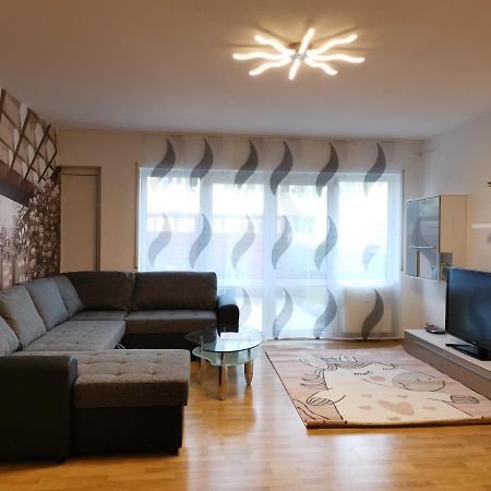 Gute Laune Mit Terrasse Und Garten Zentral FDH Exteriér fotografie