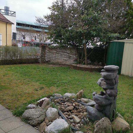 Gute Laune Mit Terrasse Und Garten Zentral FDH Exteriér fotografie