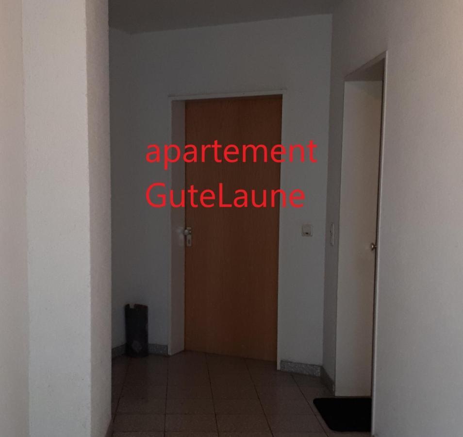 Gute Laune Mit Terrasse Und Garten Zentral FDH Exteriér fotografie